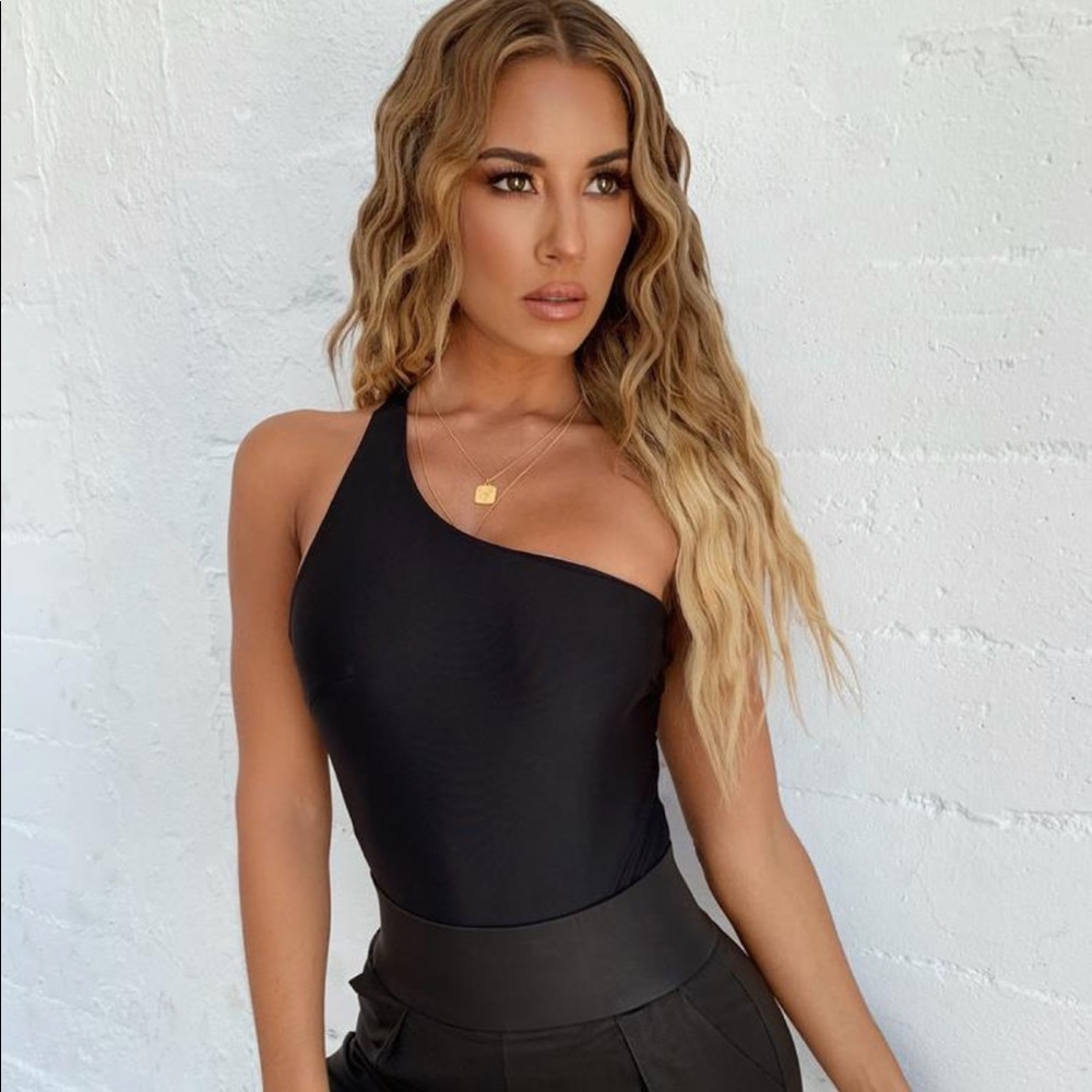 One shoulder black bodysuit